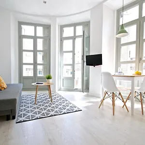 https://malagaurbanrooms-scenic-attics.hotelsinnerja.org