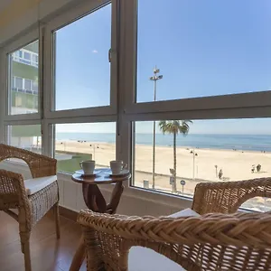 https://horizonte-sunny-home.hotelsincadiz.net